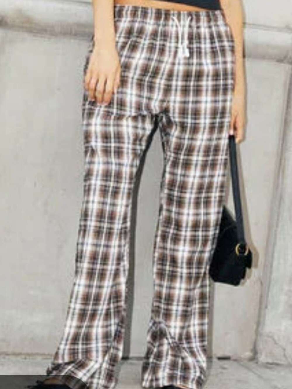 BRANDY MELVILLE - ANASTASIA PLAID SWEATPANTS (BROWN)